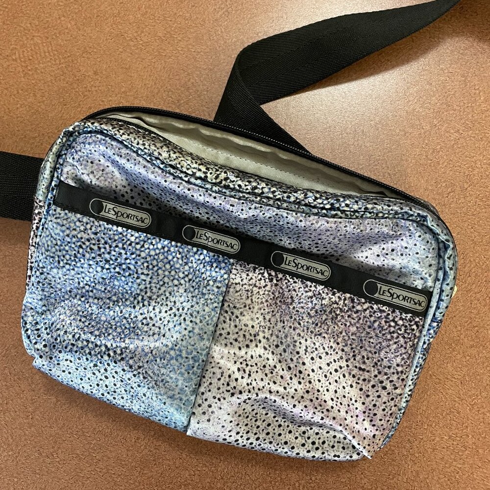 LeSportsac Belt Bag Waist Bag Fanny Pack - Picture 1 of 8